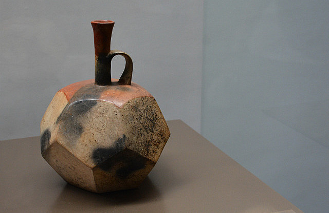 Ceramic teapot circa 350 AD