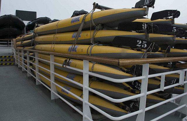 Kayaks waiting for us