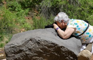 Substitute tripod - photo courtesy of one of my tour mates