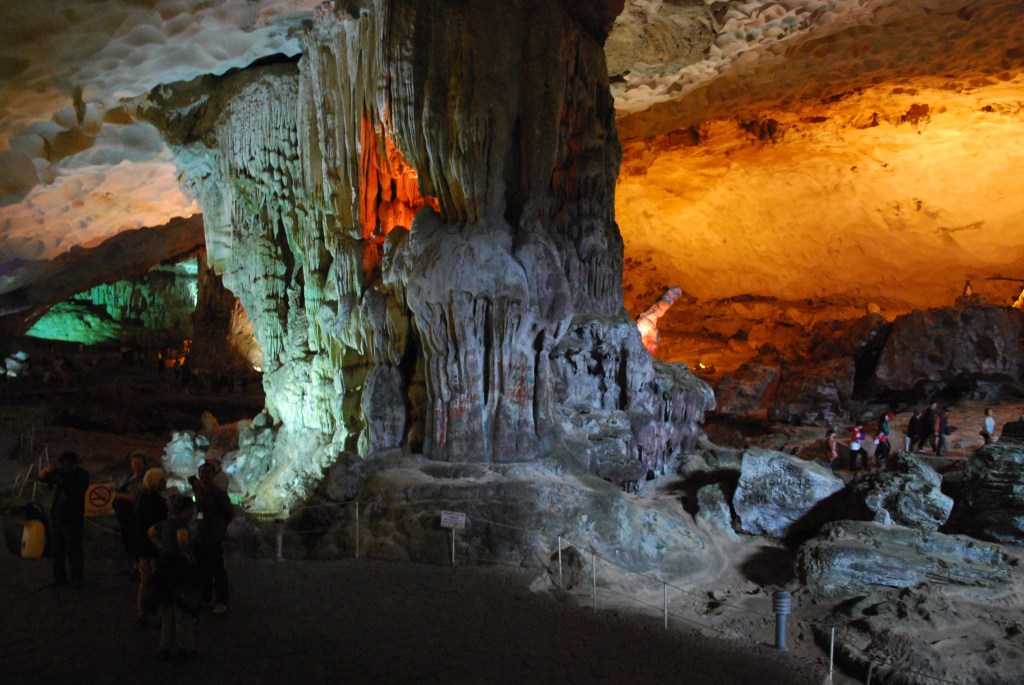 Sung Sot Cave