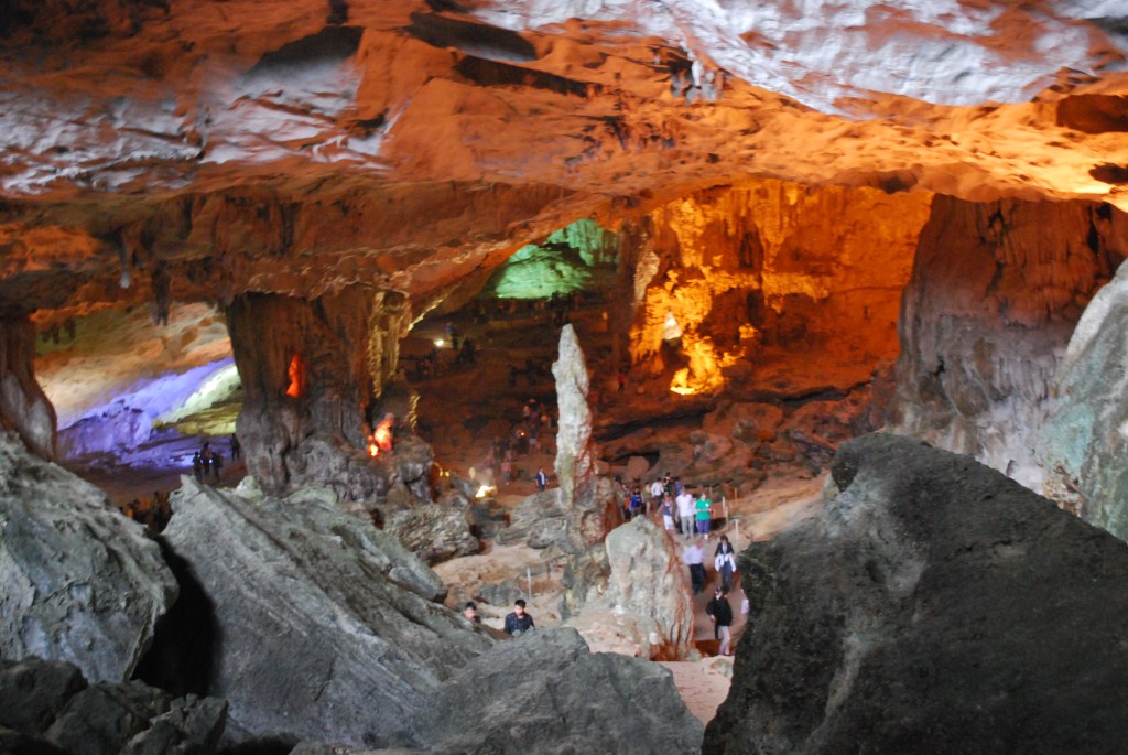 Sung Sot Cave