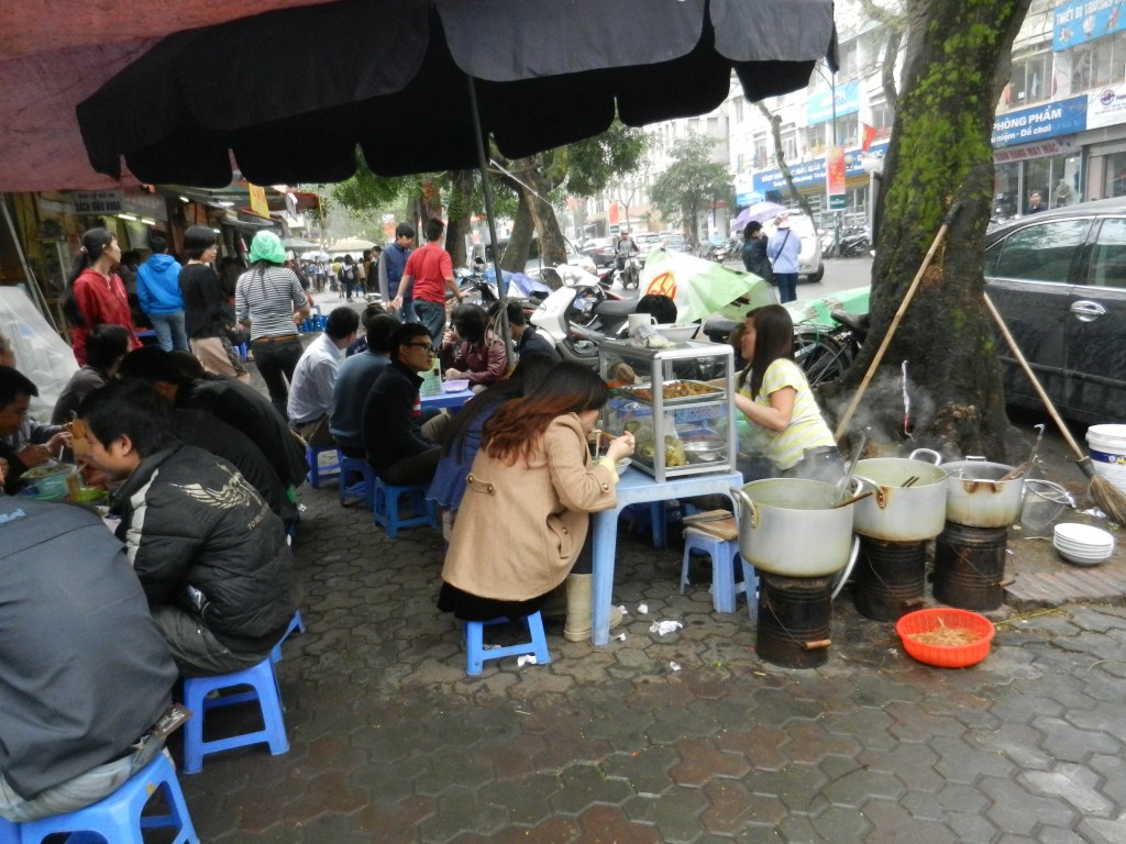 Lunch time crowd