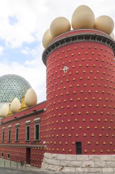Dali Museum exterior