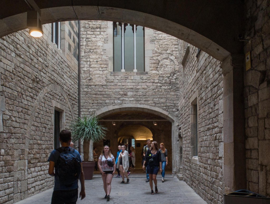 Museu Picasso entrance